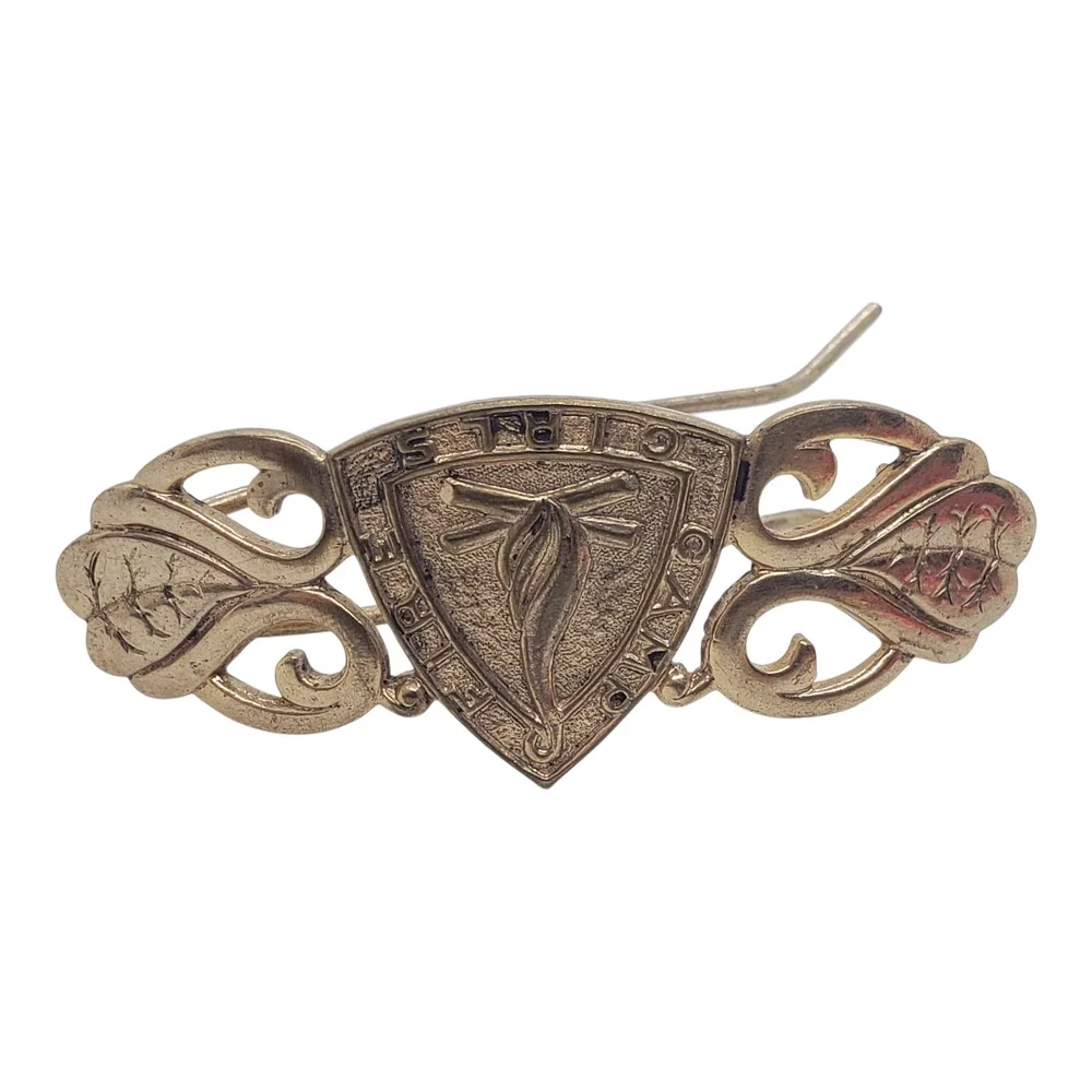 Vintage Camp Fire Girls Gold Tone Shield Bar Pin Badge Emblem Crest Collectible